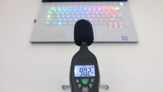 Digitech's sound level meter has measured the sound level produced by 2 speakers of this m15 r2 gaming laptop.