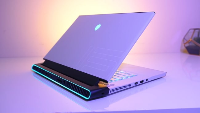 Dell Alienware m15 R2 gaming laptop review